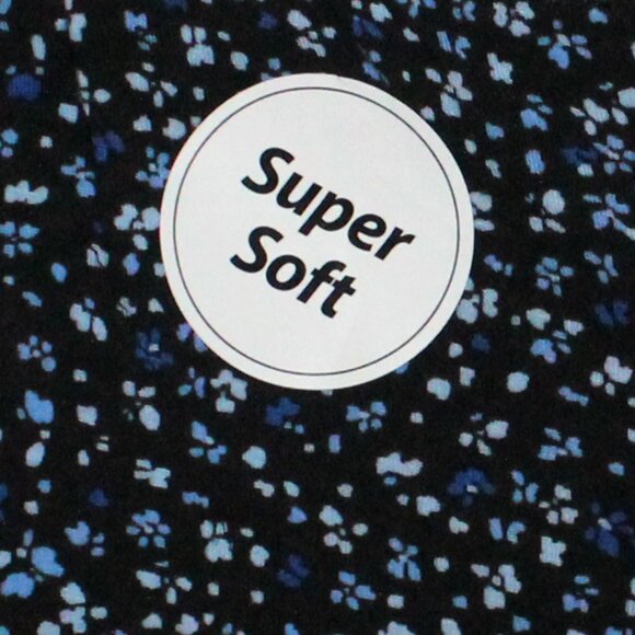 Women's 2 Piece Large Pajama Set - Short Sleeve Top - Mid Length Style Bottoms - Picture 11 of 11